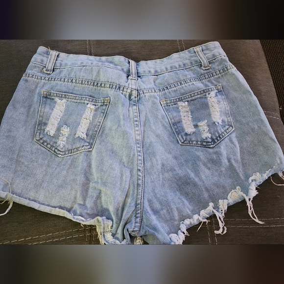 ** DONATED ** Classic High Rise Denim Shorts - Picture 2 of 3